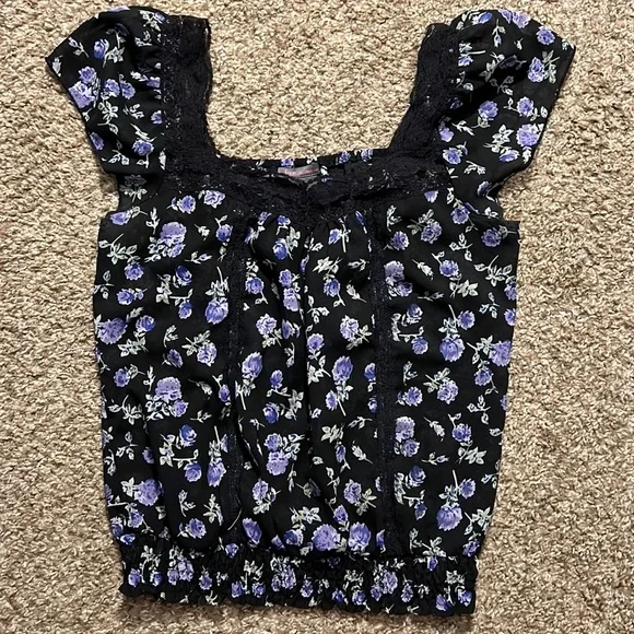 Fire Los Angeles crop top - Picture 1 of 6